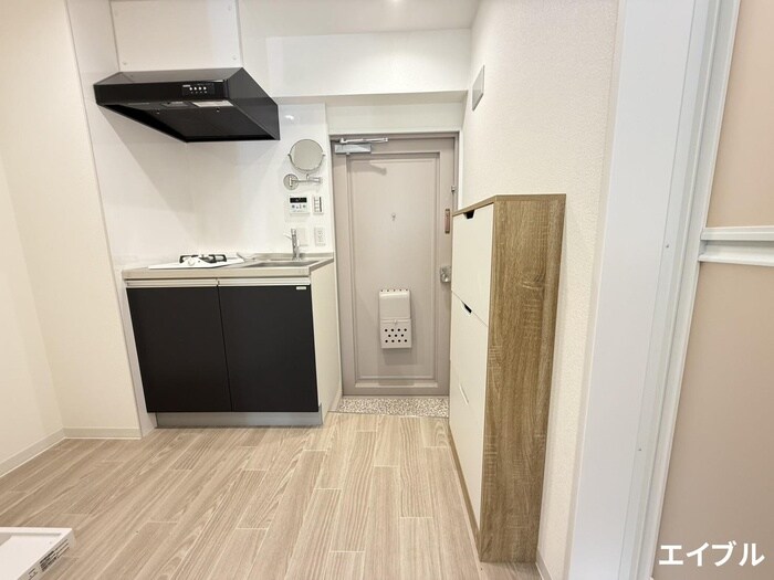 物件内観写真12　(玄関)