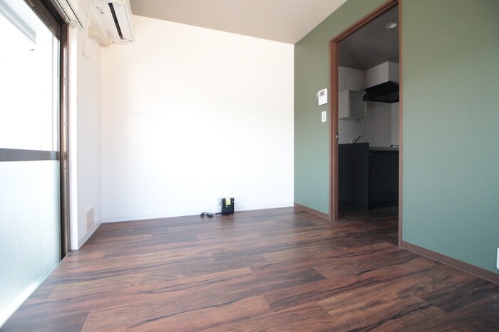 物件内観写真19　(居室)