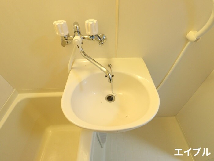 物件内観写真10　(洗面)