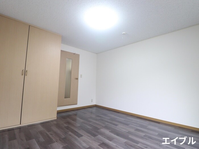 物件内観写真13　(居室)