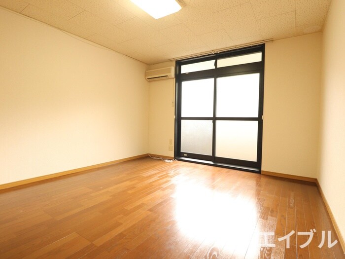 物件内観写真13　(居室)