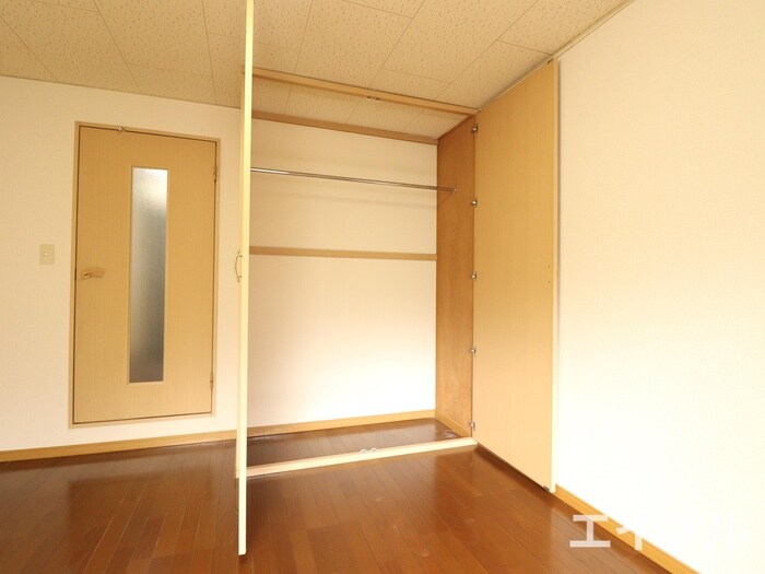 物件内観写真14　(収納)