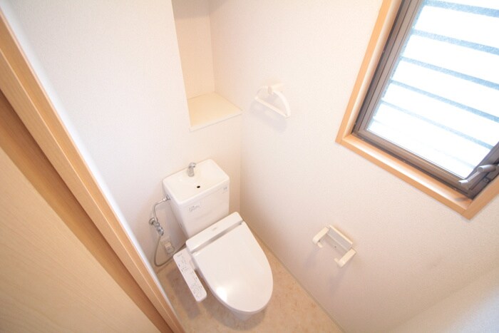 物件内観写真10　(トイレ)