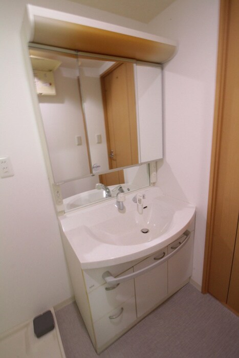 物件内観写真10　(洗面)