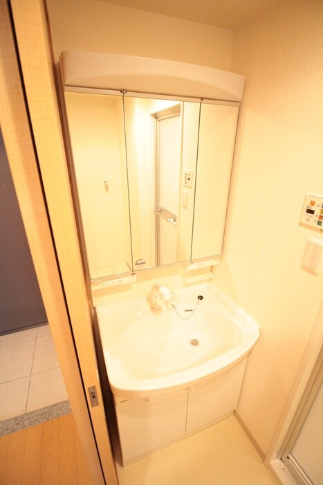 物件内観写真11　(洗面)