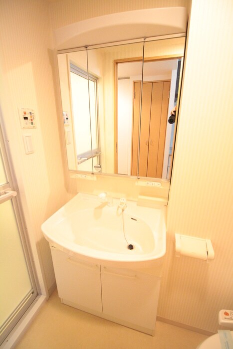 物件内観写真11　(洗面)