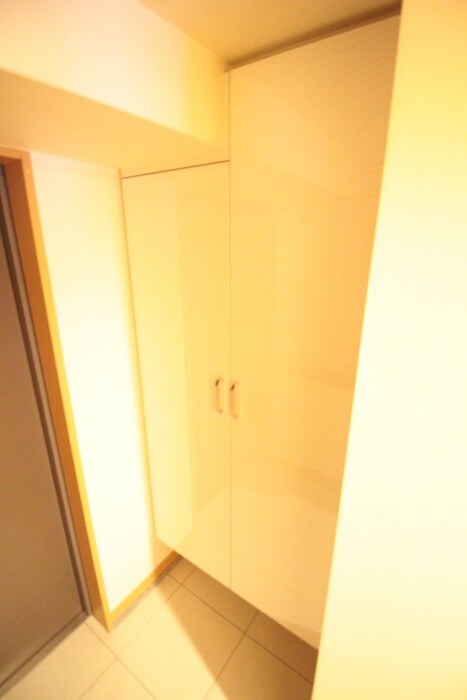 物件内観写真13　(靴箱)