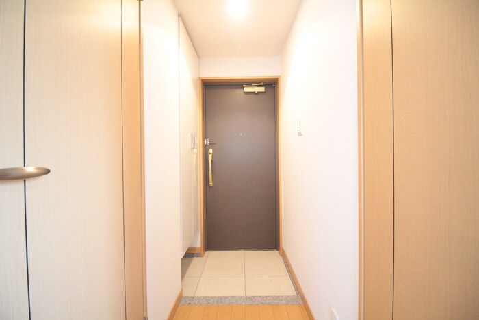 物件内観写真14　(玄関)