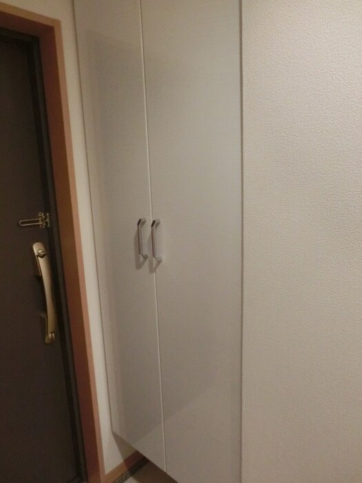 物件内観写真16　(収納)