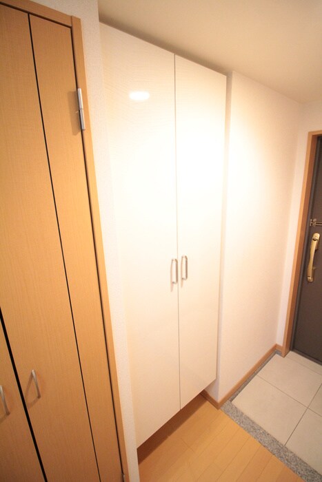 物件内観写真17　(靴箱)