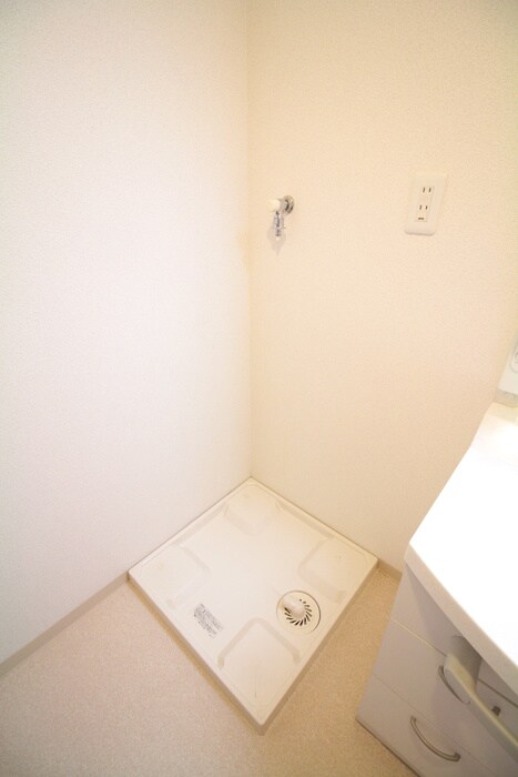 物件内観写真22　(洗濯機置場)