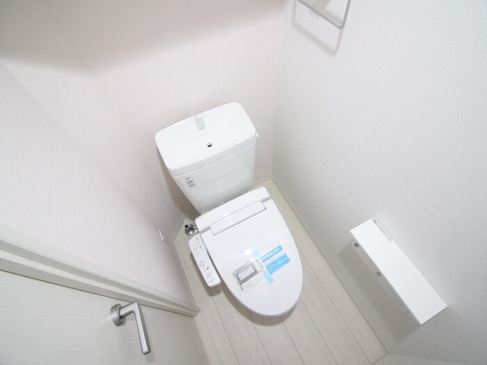 物件内観写真10　(トイレ)