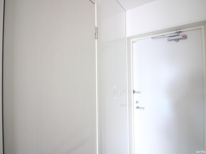 物件内観写真15　(靴箱)