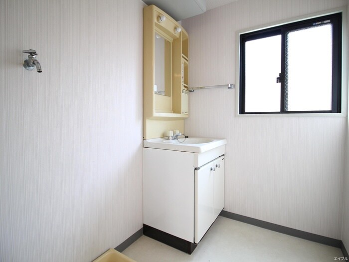 物件内観写真11　(洗面)