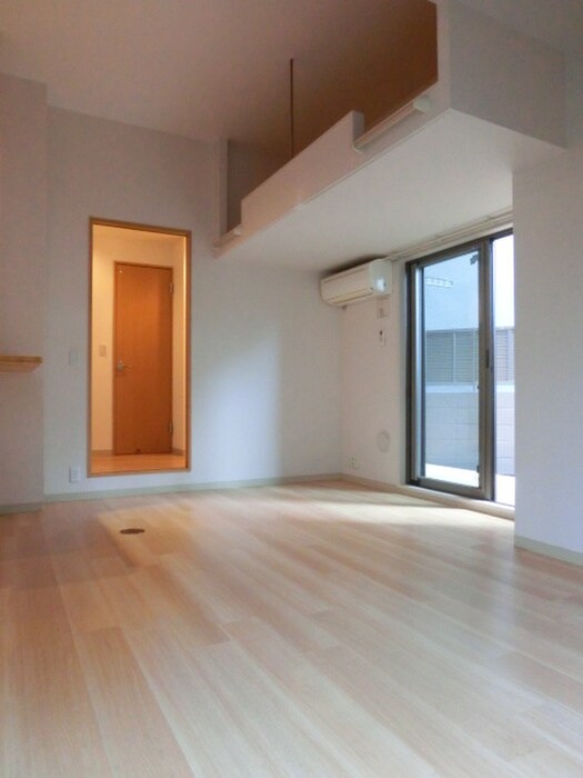 物件内観写真9　(ロフト)