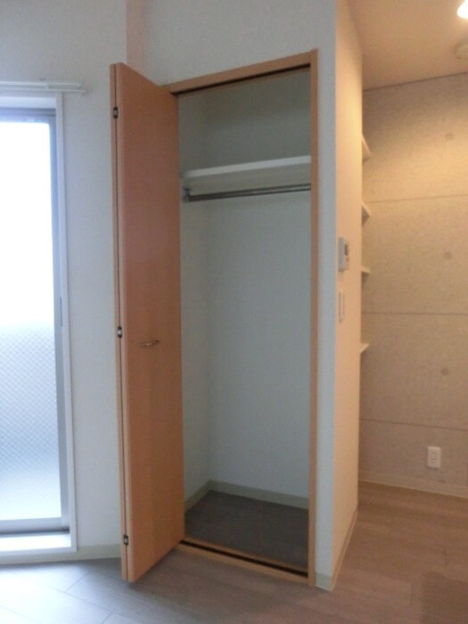 物件内観写真12　(収納)