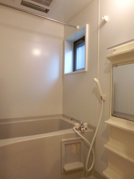 物件内観写真13　(バス／シャワールーム等)