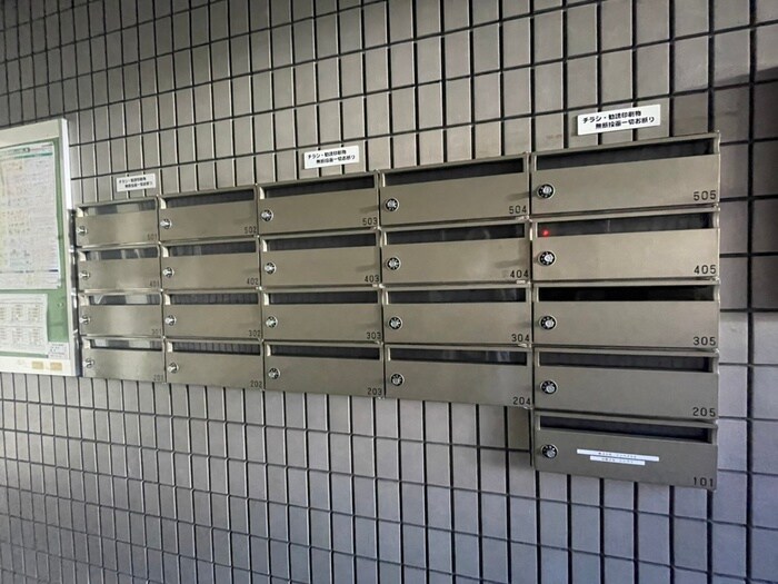 物件外観写真6　(駐輪場)