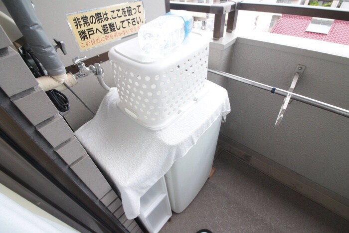 物件内観写真17　(洗濯機置場)