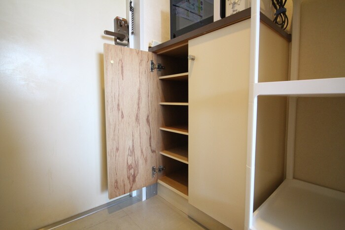 物件内観写真18　(収納)