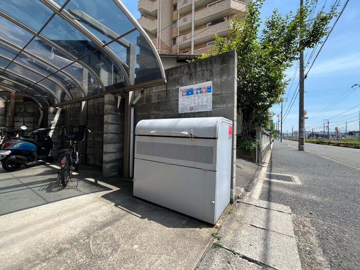 物件外観写真4　(建物設備)