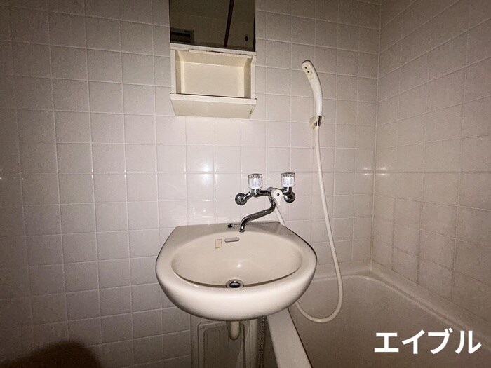 物件内観写真13　(洗面)