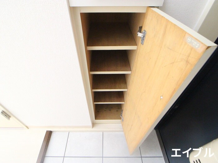 物件内観写真14　(靴箱)