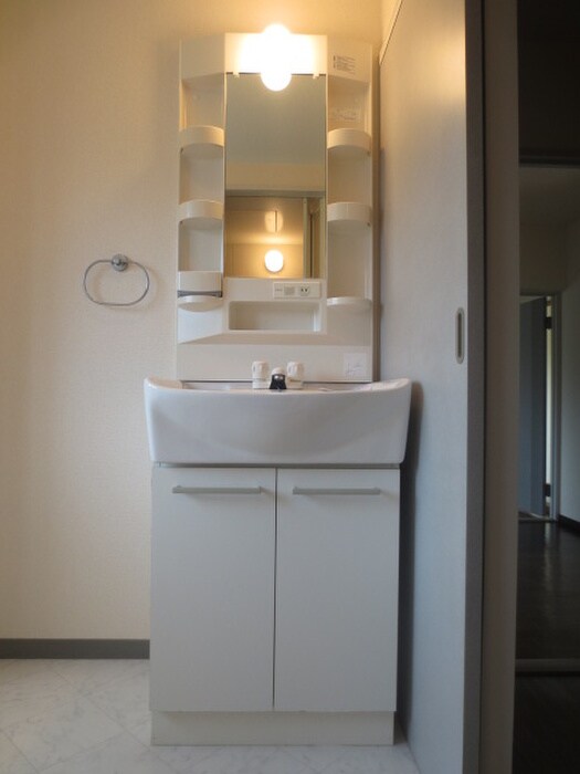 物件内観写真13　(洗面)