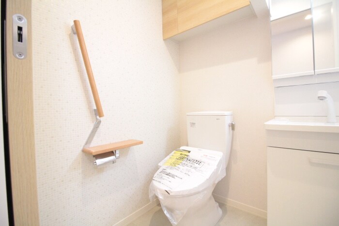 物件内観写真9　(トイレ)