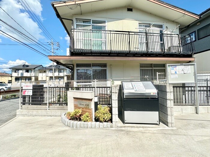 物件外観写真5　(エントランス部分)