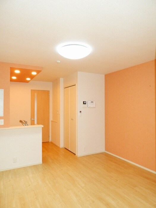 物件内観写真12　(居室)