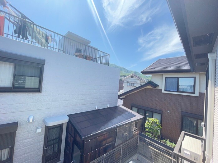 物件内観写真16　(室内からの展望)