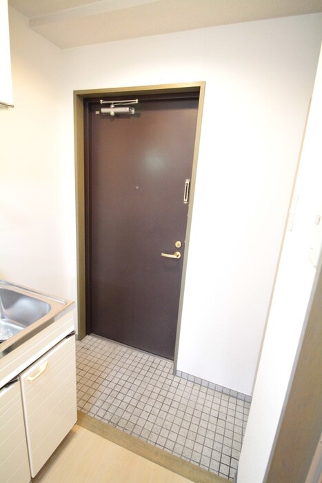 物件内観写真21　(玄関)