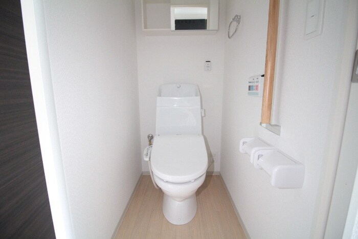 物件内観写真10　(トイレ)