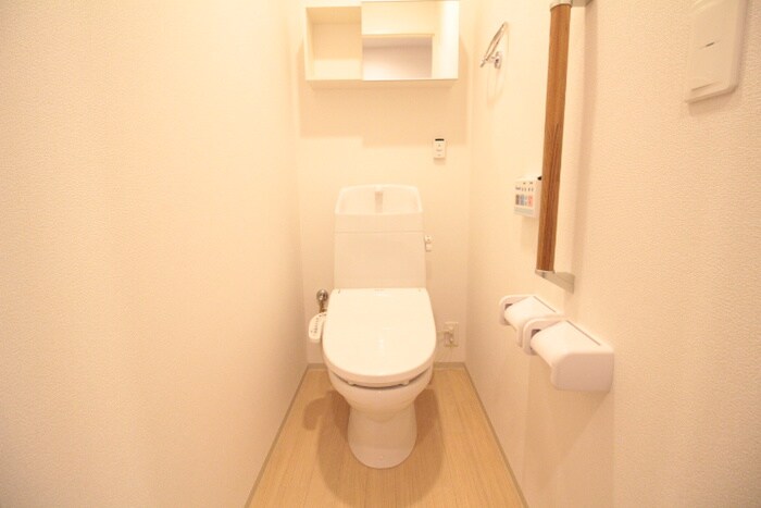 物件内観写真10　(トイレ)