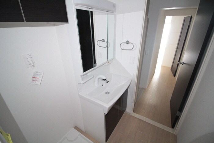 物件内観写真11　(洗面)