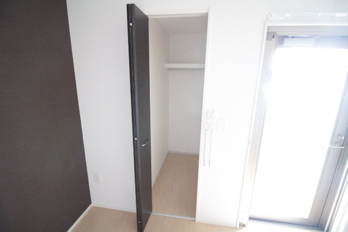 物件内観写真13　(収納)