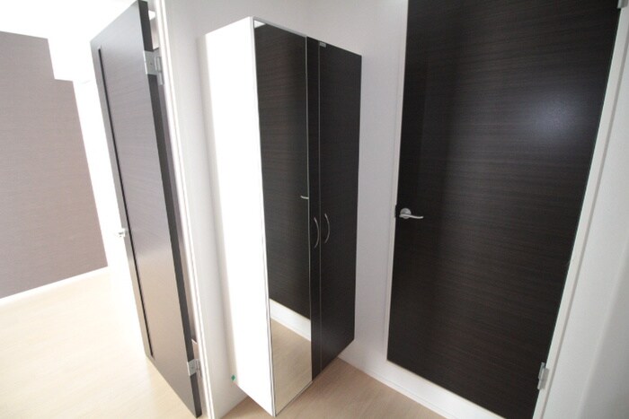 物件内観写真13　(靴箱)