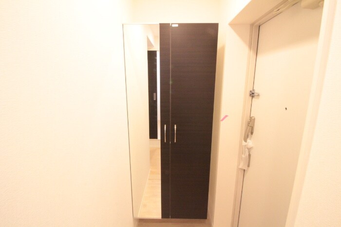 物件内観写真13　(靴箱)