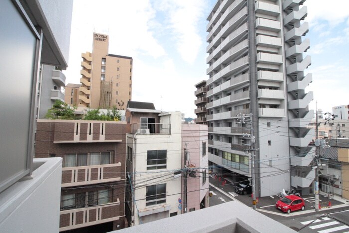 物件内観写真16　(室内からの展望)