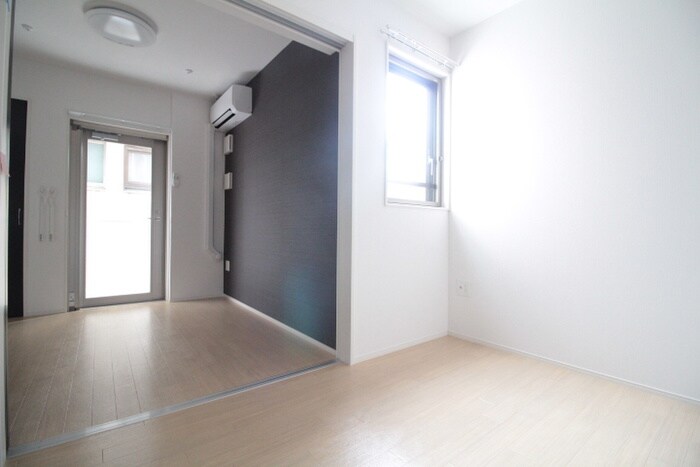 物件内観写真18　(居室)