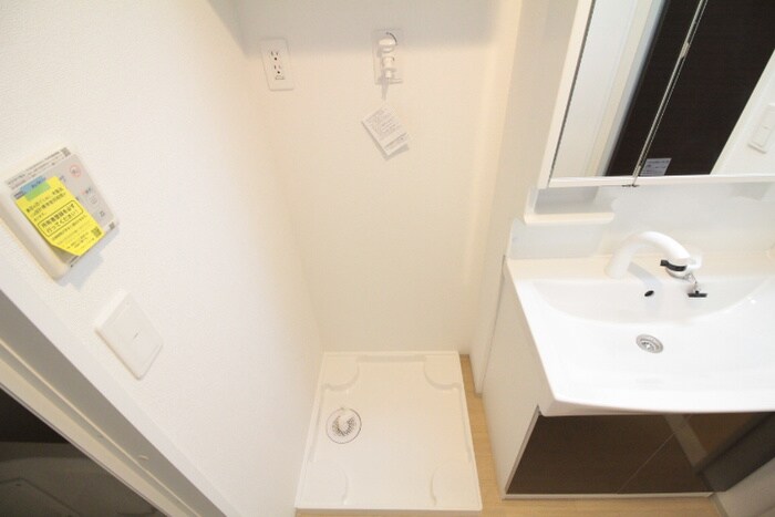 物件内観写真22　(洗濯機置場)