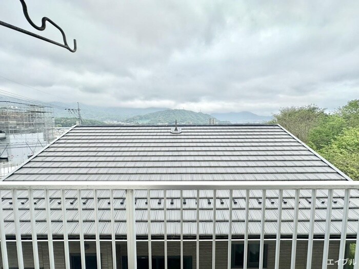 物件内観写真17　(室内からの展望)