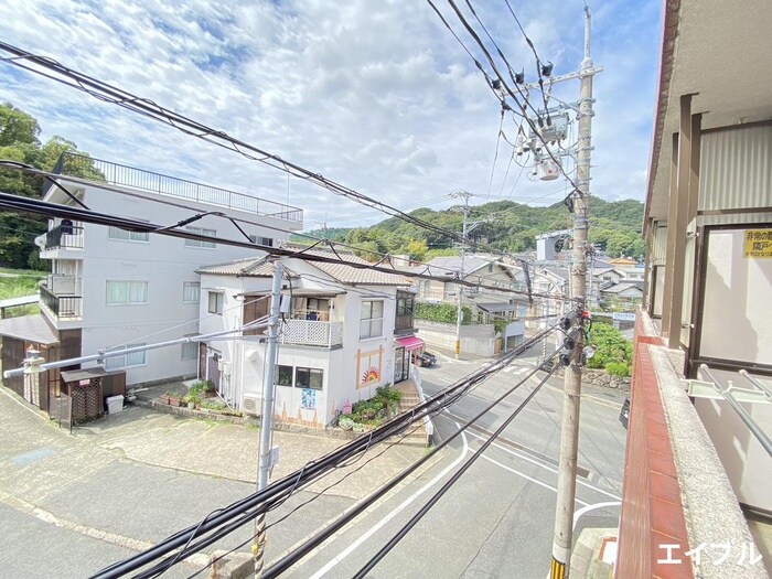 物件内観写真14　(室内からの展望)