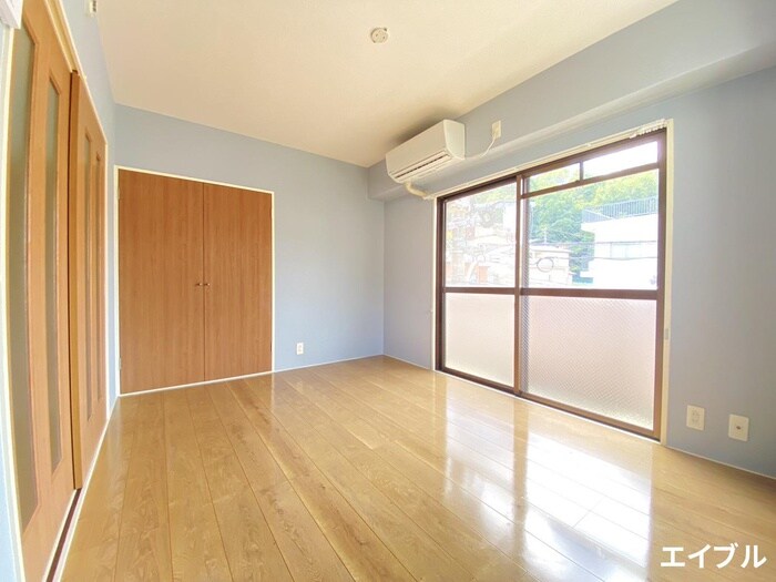 物件内観写真18　(居室)