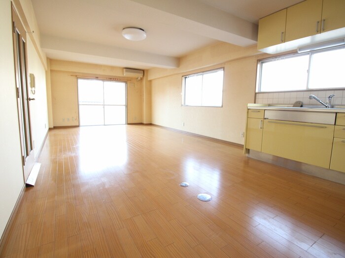 物件内観写真6　(居室)