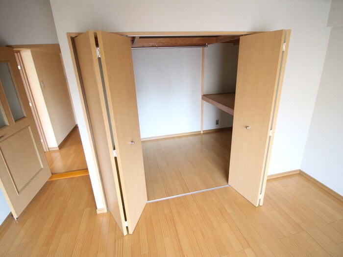 物件内観写真11　(収納)