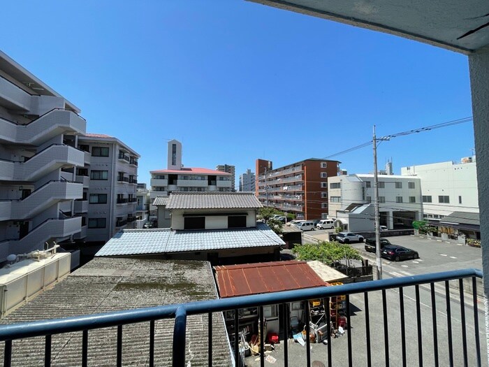 物件内観写真12　(室内からの展望)