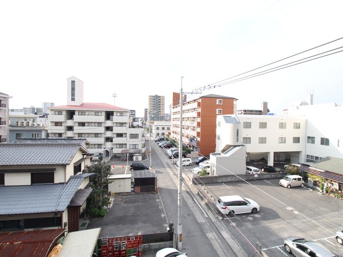 物件内観写真13　(室内からの展望)