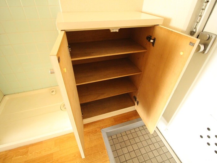 物件内観写真16　(靴箱)